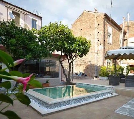 Corte Di Re Federico