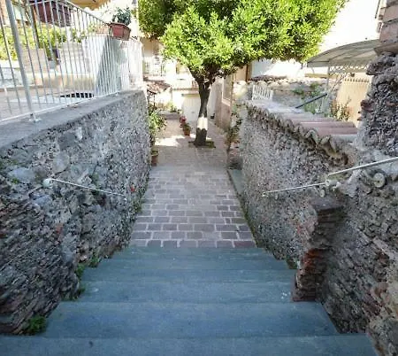 Frühstückspension Corte Di Re Federico 4*