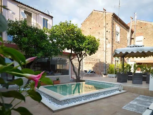 Corte Di Re Federico