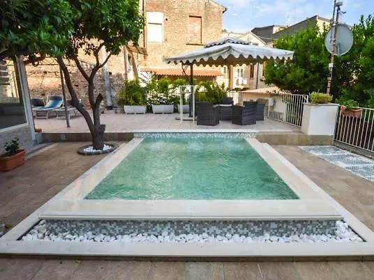 Corte Di Re Federico لاميزيا تيرمي